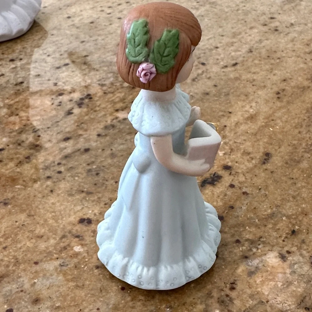 Elegant White and Gold girl 6th Birthday Cake Topper with brown hair